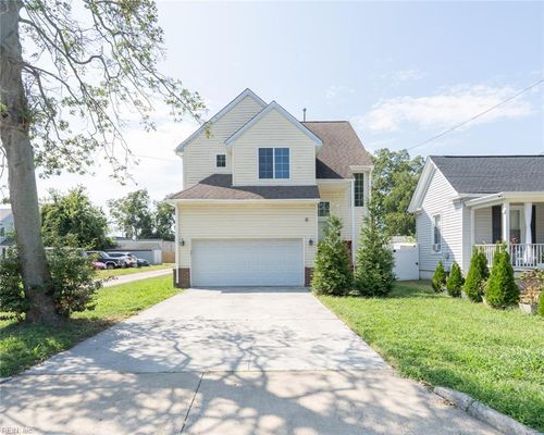 7 Holly St, Hampton, VA, 23669-3211 | Card Image