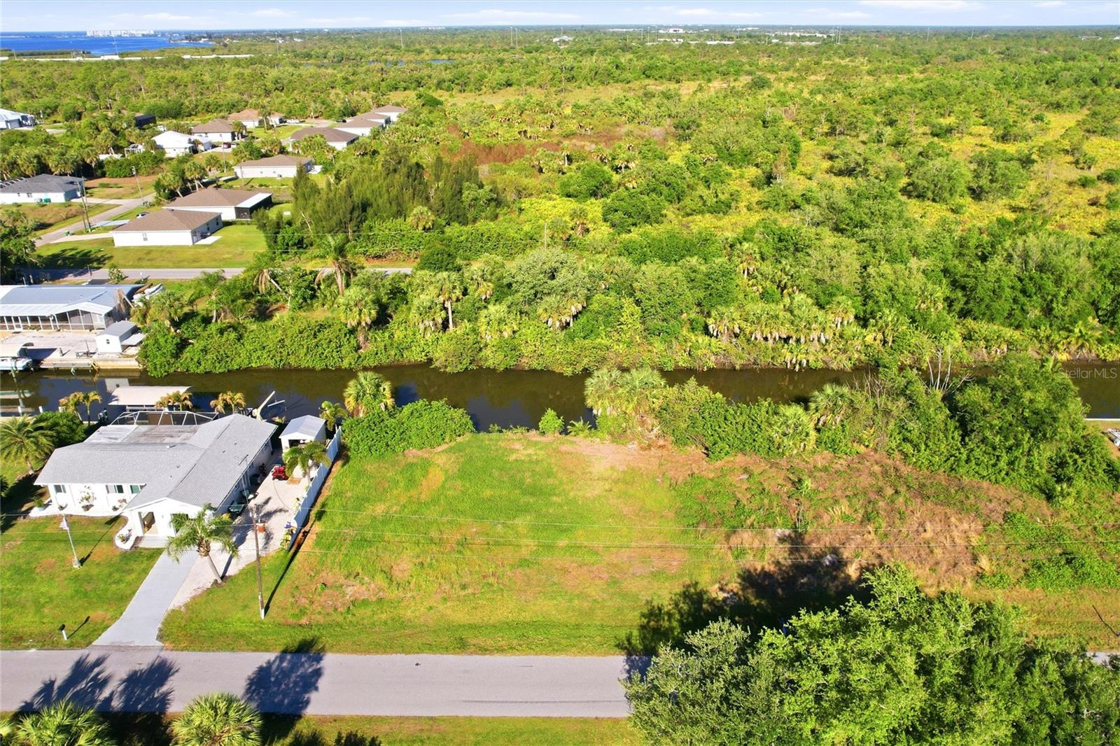 Land in PUNTA GORDA