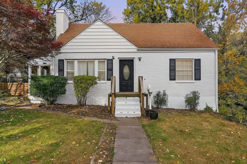 1901 Langdon Rd Sw, Roanoke, VA, 24015-2637 | Card Image