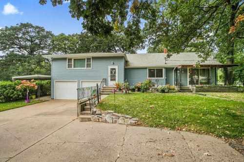 1300 10th St Ne, Sauk Rapids, MN, 56379-9656 | Card Image