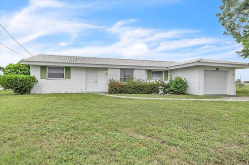 3395 Pinetree St, PORT CHARLOTTE, FL, 33952-7941 | Card Image