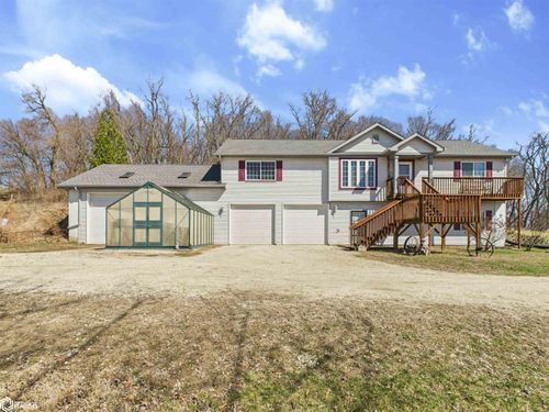 3556 Highway 99, Wapello, IA, 52653-9633 | Card Image