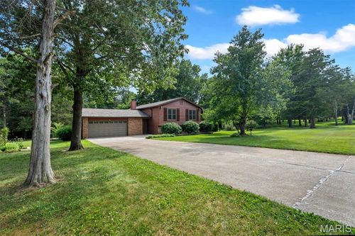 15740 Ruby Ln, Wright City, MO, 63390-4382 | Card Image