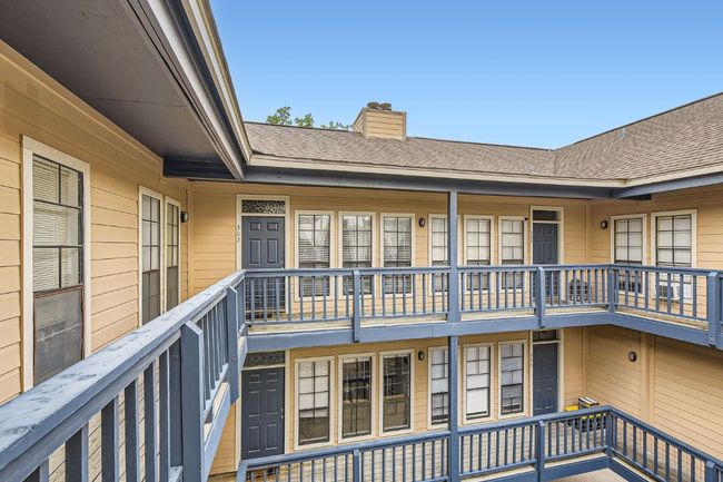 View of deck | Image 4