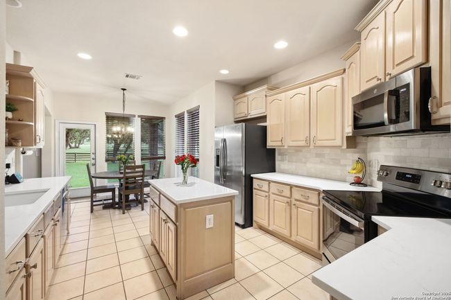 29743 No Le Hace Dr, House other with 4 bedrooms, 4 bathrooms and null parking in Fair Oaks Ranch TX | Image 18