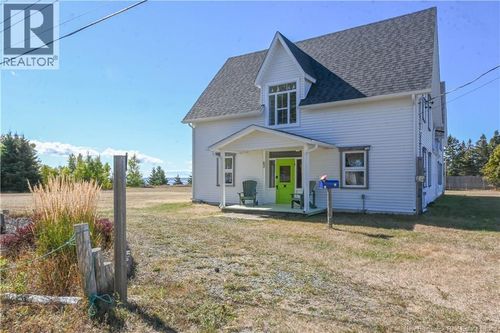 62 Rue Du Parc, Petite-Lamèque, NB, E8T2L8 | Card Image