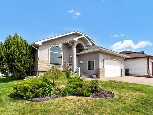 608 Stark Way Se, Medicine Hat, AB, T1B4P6 | Card Image