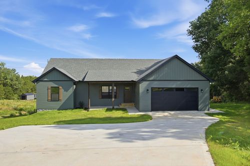 1496 Jones Creek Rd, Dickson, TN, 37055-6030 | Card Image