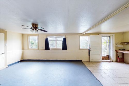 1625 Kalaepaa Dr, Honolulu, HI, 96819-3010 | Card Image