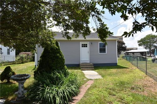 35 Lewiston Ct, Groton, CT, 06340-4707 | Card Image