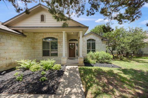 17711 Linkhill Dr, Dripping Springs, TX, 78620-2624 | Card Image