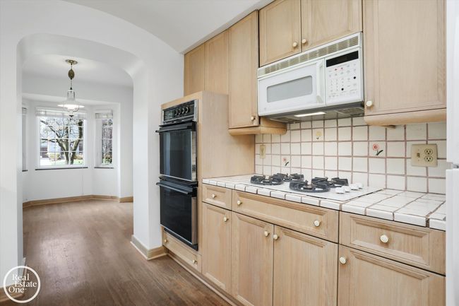 Kitchen to Breakfast Nook | Image 13