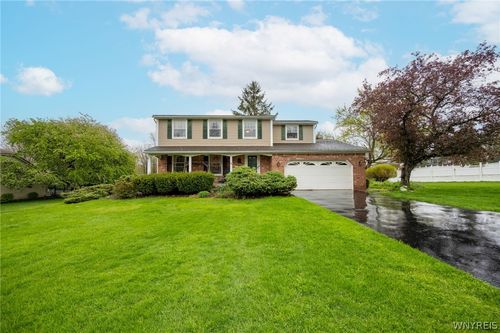 30 Hunter Ct, Elma, NY, 14059-9221 | Card Image