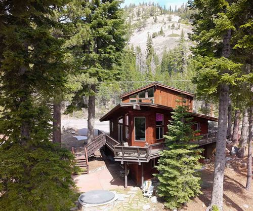 1557 Alpine Meadows Rd, Alpine Meadows, CA, 96146-9708 | Card Image