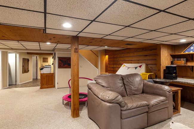 11 Meadowbrook Court, House other with 5 bedrooms, 5 bathrooms and null parking in GRAND CHUTE WI | Image 41