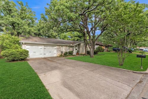 2908 Nancy Cir, Arlington, TX, 76013-2017 | Card Image