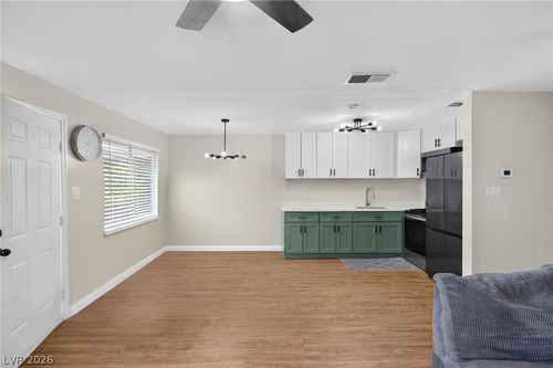 43-304 Orland St, Las Vegas, NV, 89107-1656 | Card Image