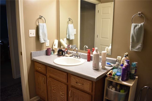 2024 Lexington Dr, House other with 4 bedrooms, 3 bathrooms and 2 parking in Connellsville PA | Image 23