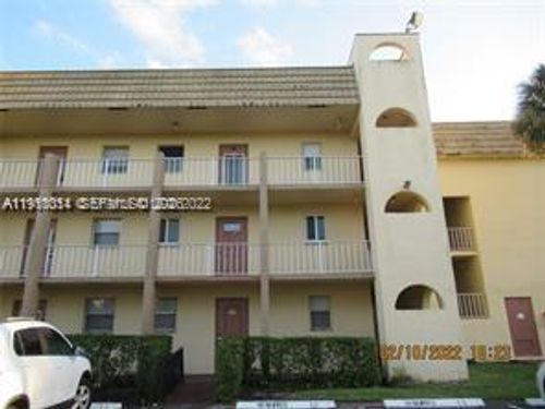 106-8400 Sunrise Lakes Blvd, Sunrise, FL, 33322-1523 | Card Image