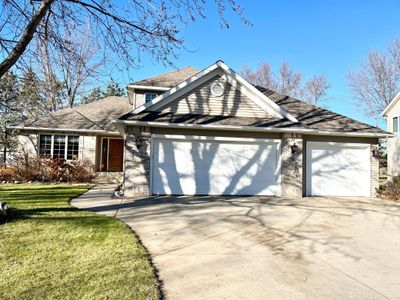 1 Your 5bd, 4ba, 3 garage stall HOME!.jpg | Image 1