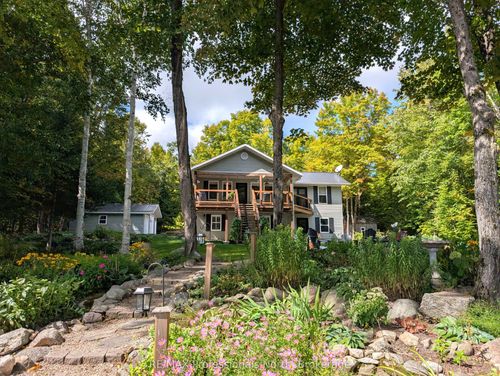 1173 Spring Lake Rd, South River, ON, P0A1X0 | Card Image