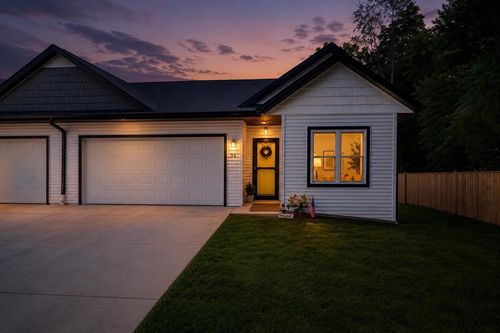 36-602 E Madison Avenue, Milton, WI, 53563 | Card Image