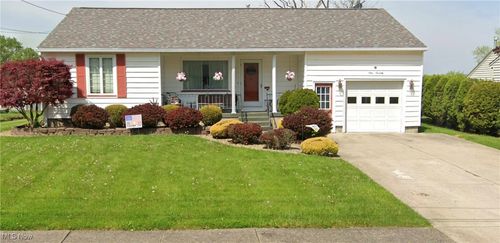 970 N Ward Ave, Girard, OH, 44420-1954 | Card Image