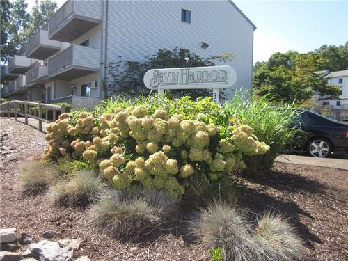 18-330 Savin Ave, West Haven, CT, 06516-5863 | Card Image