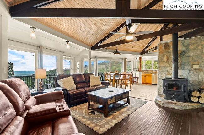 104 Longview Ct, House other with 2 bedrooms, 3 bathrooms and null parking in Seven Devils NC | Image 6