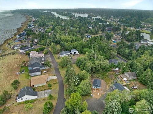 227 Sunrise Ave Se, Ocean Shores, WA, 98569-9584 | Card Image