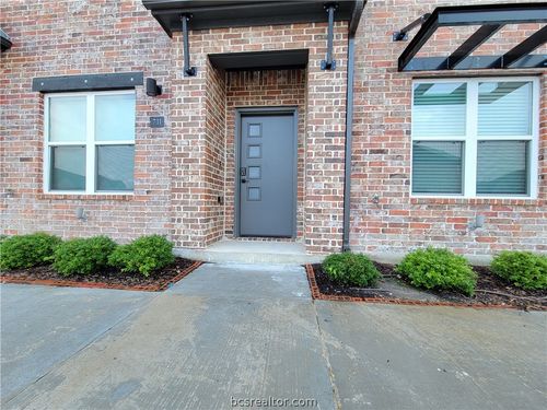 711-1451 Associates Ave, College Station, TX, 77845 | Card Image