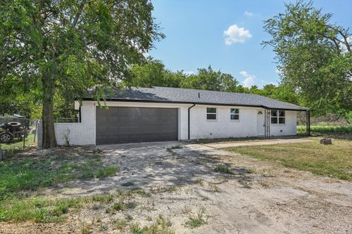 111 W Spurgeon St, Itasca, TX, 76055-2901 | Card Image