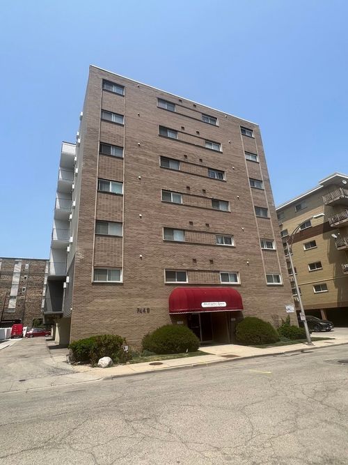 apt-606-7449 Washington St, Forest Park, IL, 60130-1524 | Card Image