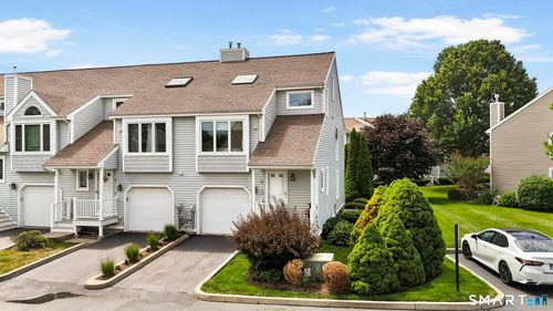 81-81 Sandpiper Cres, Milford, CT, 06460-7952 | Card Image