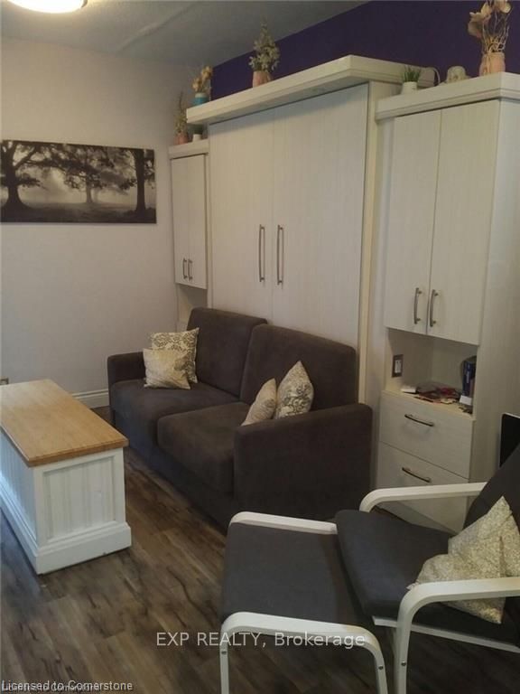 Residential Lease in Hamilton 5