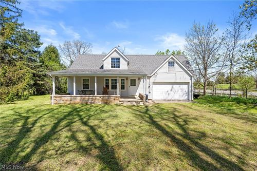 32601 Eddy Road, Willoughby Hills, OH, 44094 | Card Image