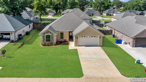 109 Hay Meadow Dr, Winona, TX, 75792-4909 | Card Image