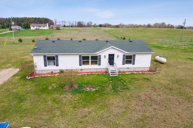 36-11752-Almy-Rd-Lakeview-MI-48850-Windo | Image 36