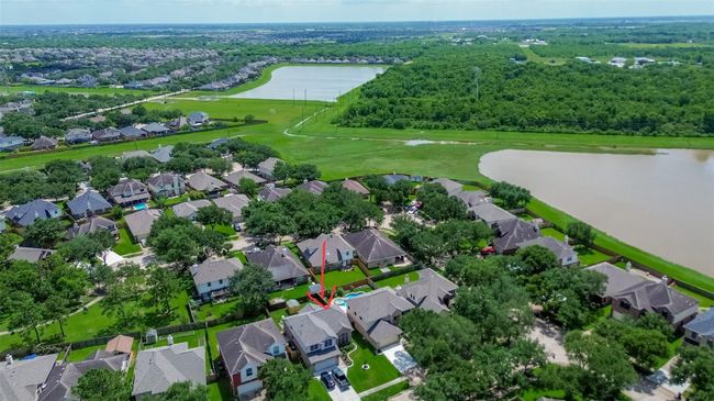 13703 Broad Oaks Ln, House other with 4 bedrooms, 3 bathrooms and 2 parking in Rosharon TX | Image 31