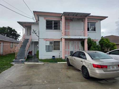 1472 W 34th St, Riviera Beach, FL, 33404-2984 | Card Image