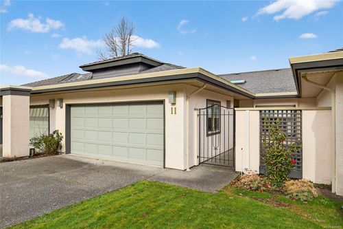 11-4360 Emily Carr Dr, Victoria, BC, V8X4Y4 | Card Image