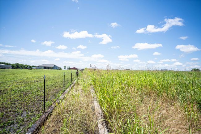 Fence along back of property | Image 5