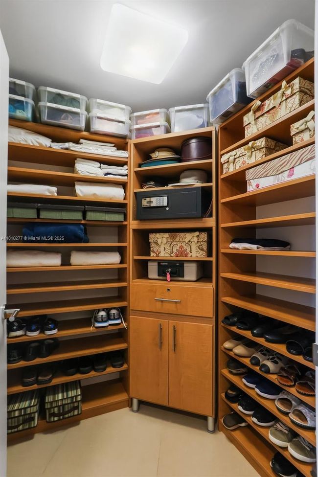 APT-508 - 1 N Ocean Blvd, Condo with 2 bedrooms, 2 bathrooms and null parking in Pompano Beach FL | Image 33