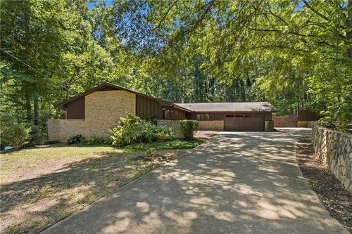 2670 S Hudlow Ct, Tucker, GA, 30084-2819 | Card Image