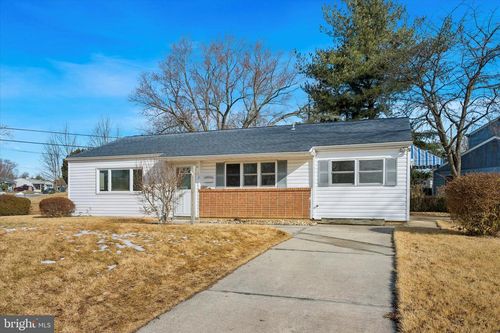 10 Midfield Rd, NEW CASTLE, DE, 19720-3449 | Card Image