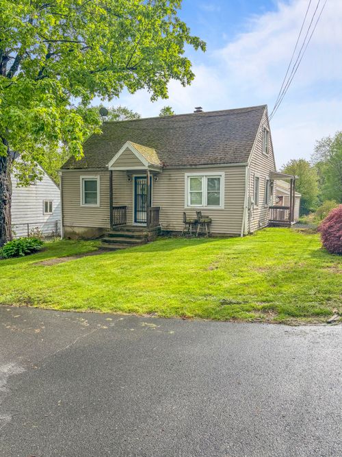 6 Peach St, Waterbury, CT, 06708-4920 | Card Image