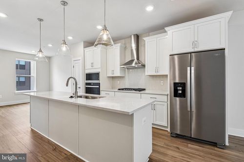 2729 Light St, BALTIMORE, MD, 21230-5653 | Card Image