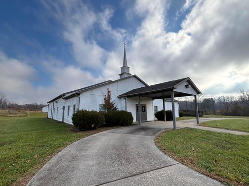 5010 State Route 13 Ne, New Lexington, OH, 43764-9711 | Card Image