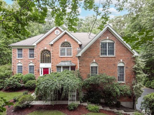 3 Appaloosa Dr, North Grafton, MA, 01536-2232 | Card Image