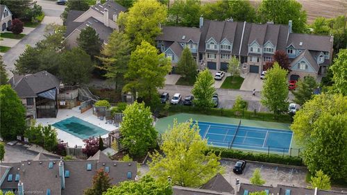 56-225 Benjamin Rd, Waterloo, ON, N2V1Z3 | Card Image